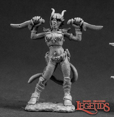 Tiviel, Hellborn Rogue (Dark Heaven) Reaper Miniatures RPR 03315